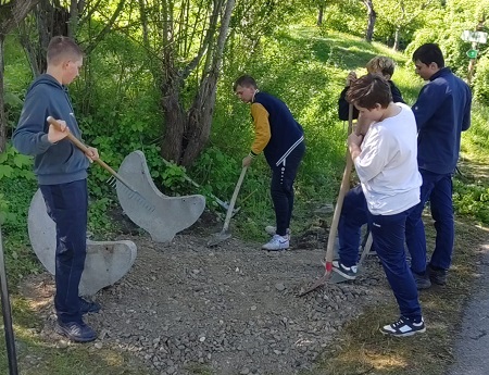 Höhenmoos Firmprojekt 2025 Bank