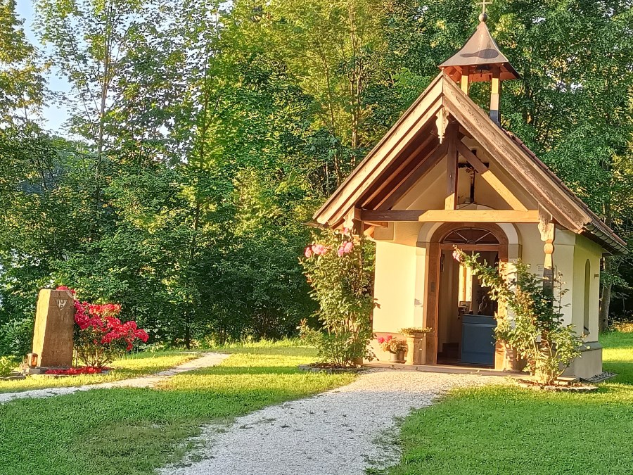 Kapelle neu