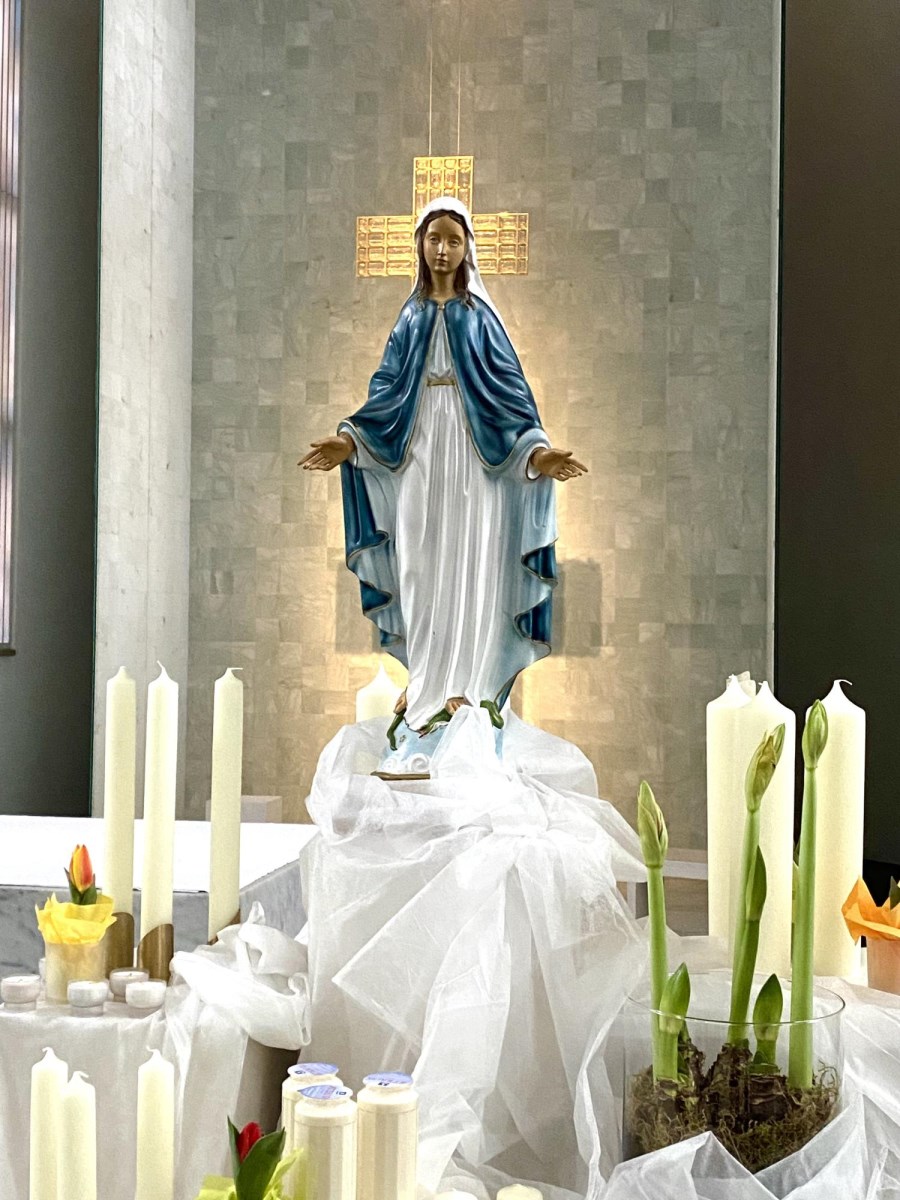 Marienaltar