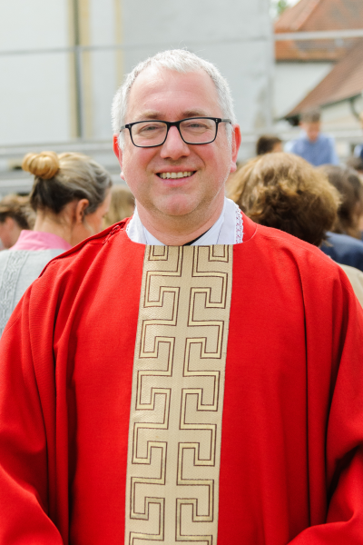 Pfarrer_Foto_2024