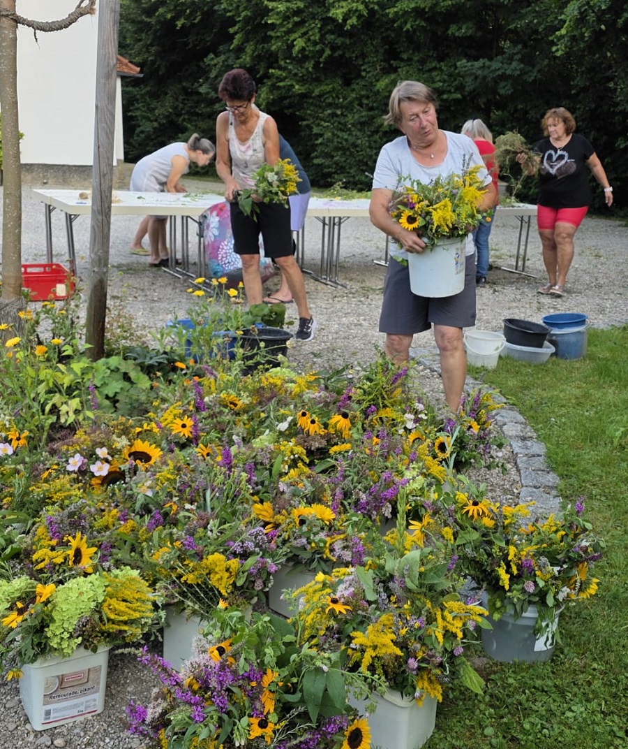 Kräuterbuschenbinden Thansau 2025