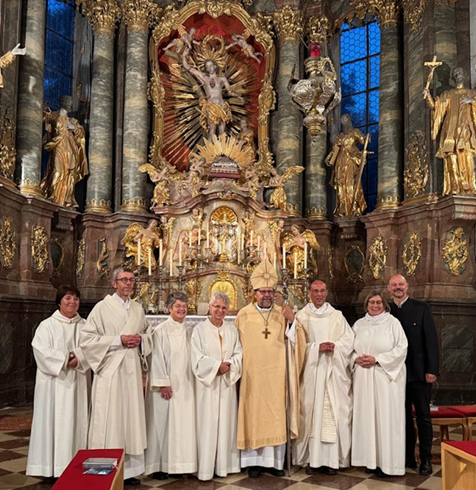 Gruppenbild bei der Dekanatserrichtung 2024
