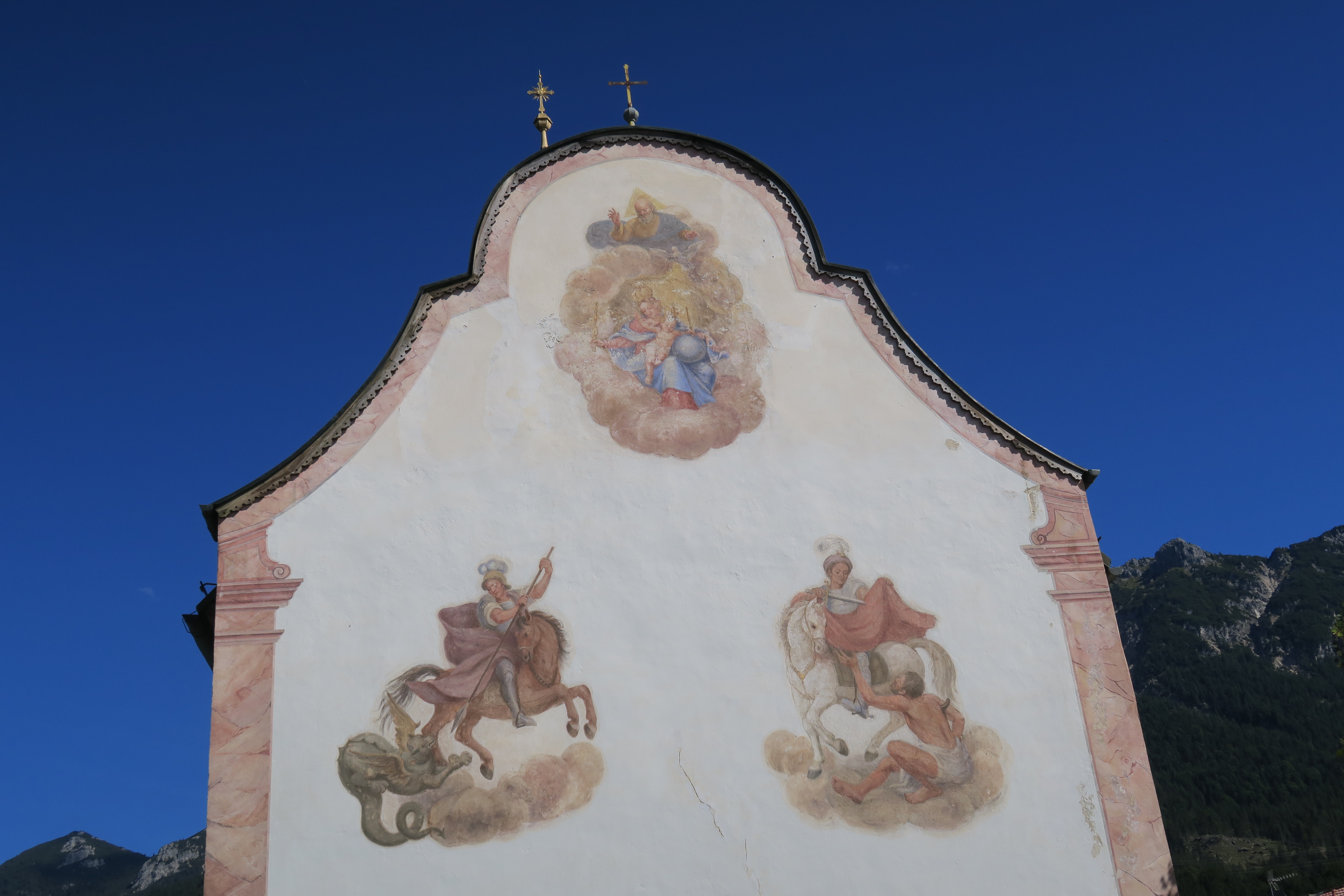 St-Sebastian-Fresken-halb-total