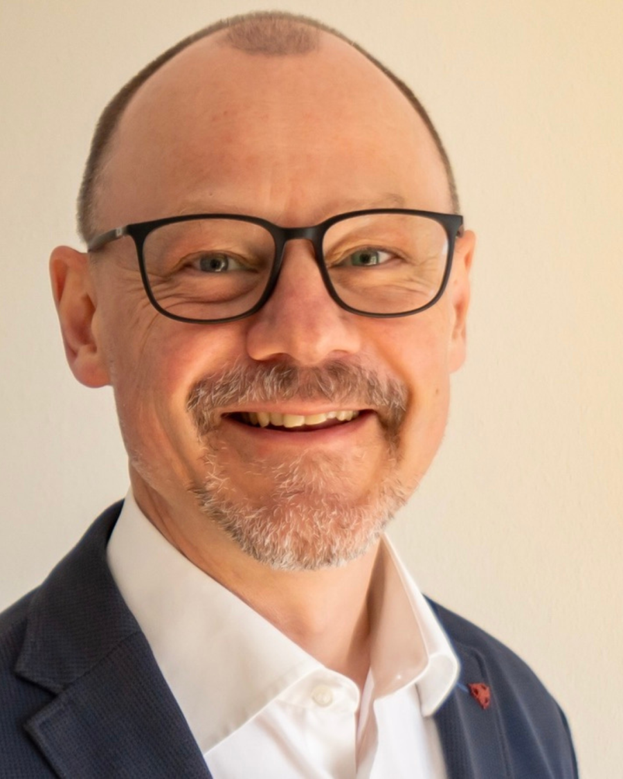 Hans Schwarzer Portrait