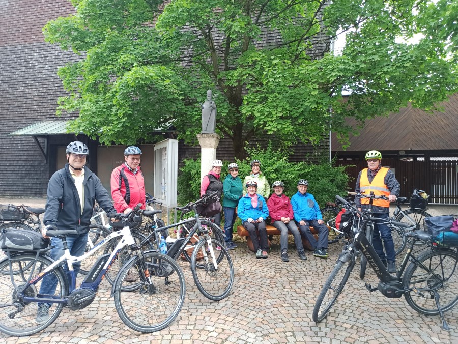 Treffpunkt Pius-Kirche von den Teilnehmer der E-Bike-Tour 2025