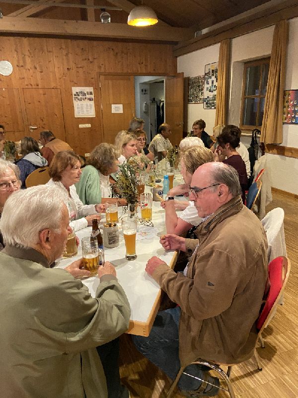 Patrozinium in St. Pius X.<br/>Gäste im Pfarrsaal