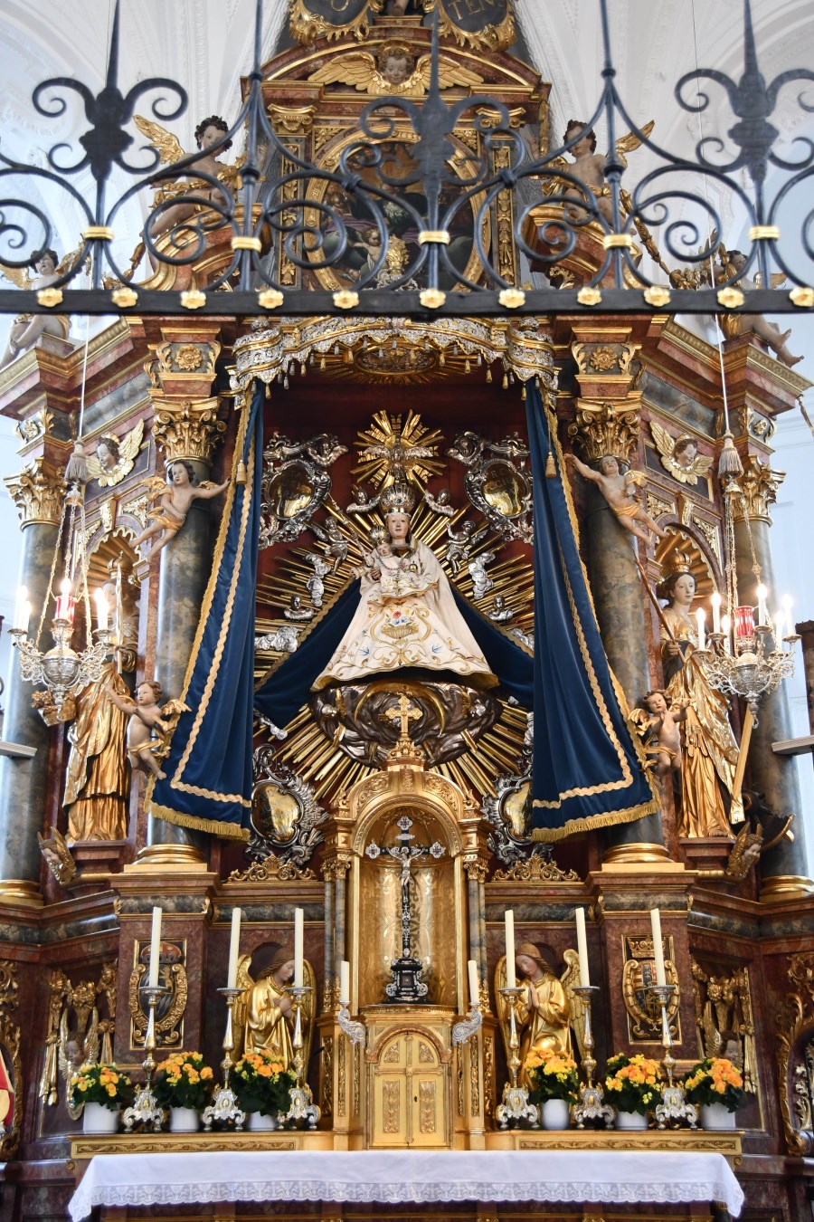 Kirche Mariä Himmelfahrt Tuntenhausen