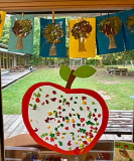 herbstliche Fensterdekoration