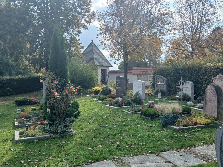Neuer Friedhof Höslwang