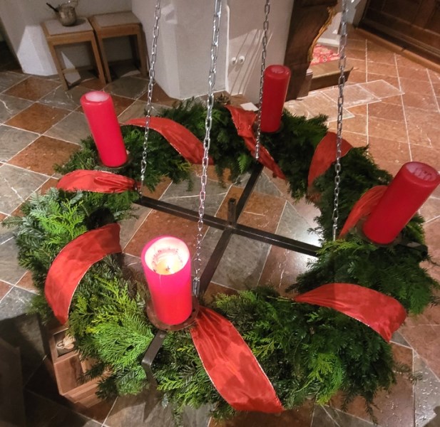 Adventskranz Pfarrkirche Babensham