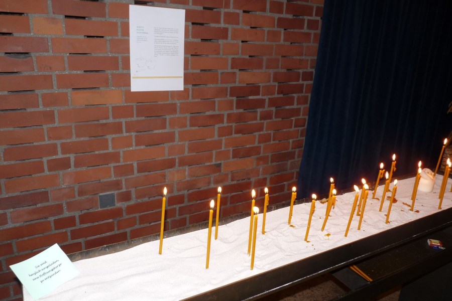 Gebetskerzen - Ort der Hoffnung