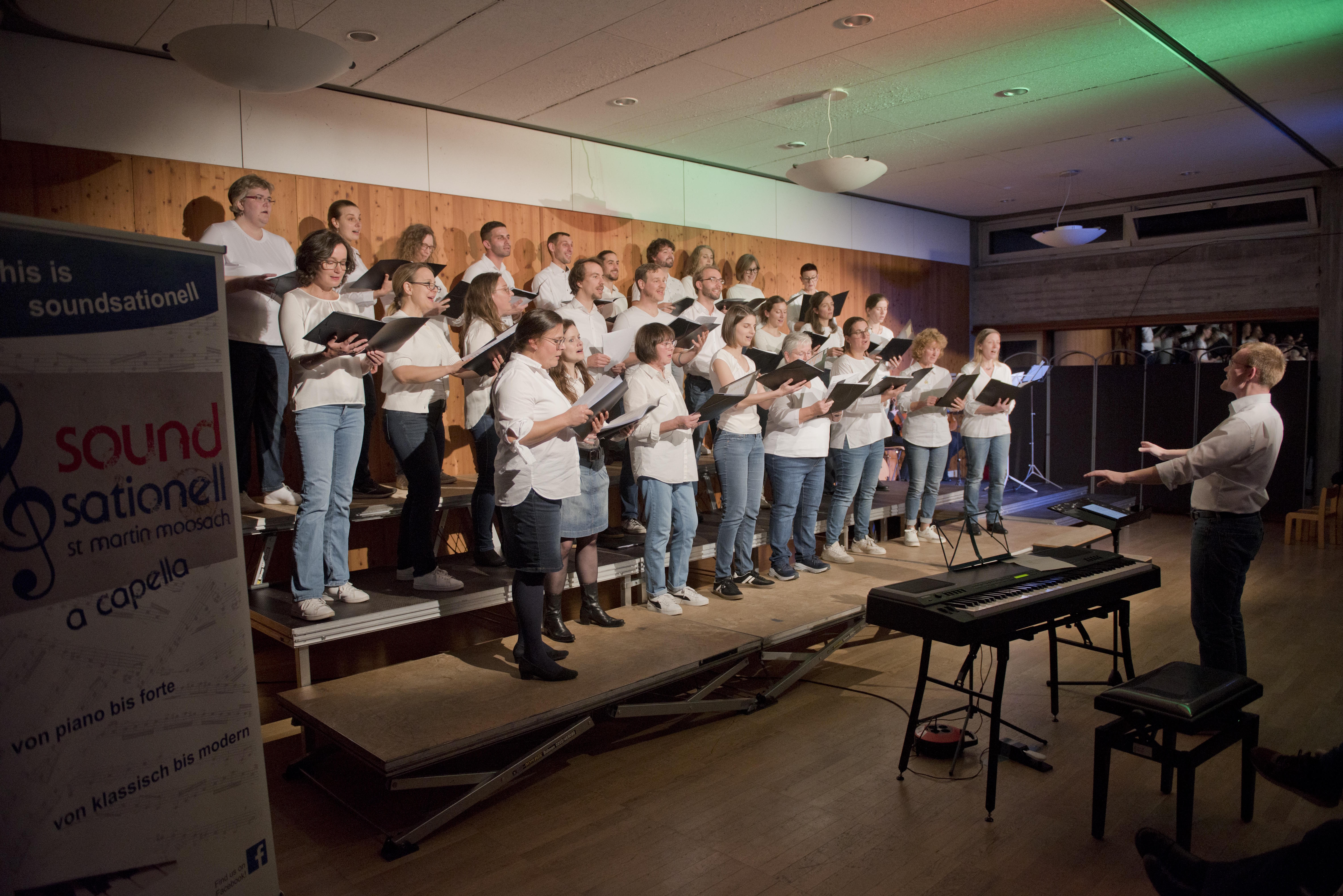 Chor Soundsationell im Pfarrsaal von St. Martin