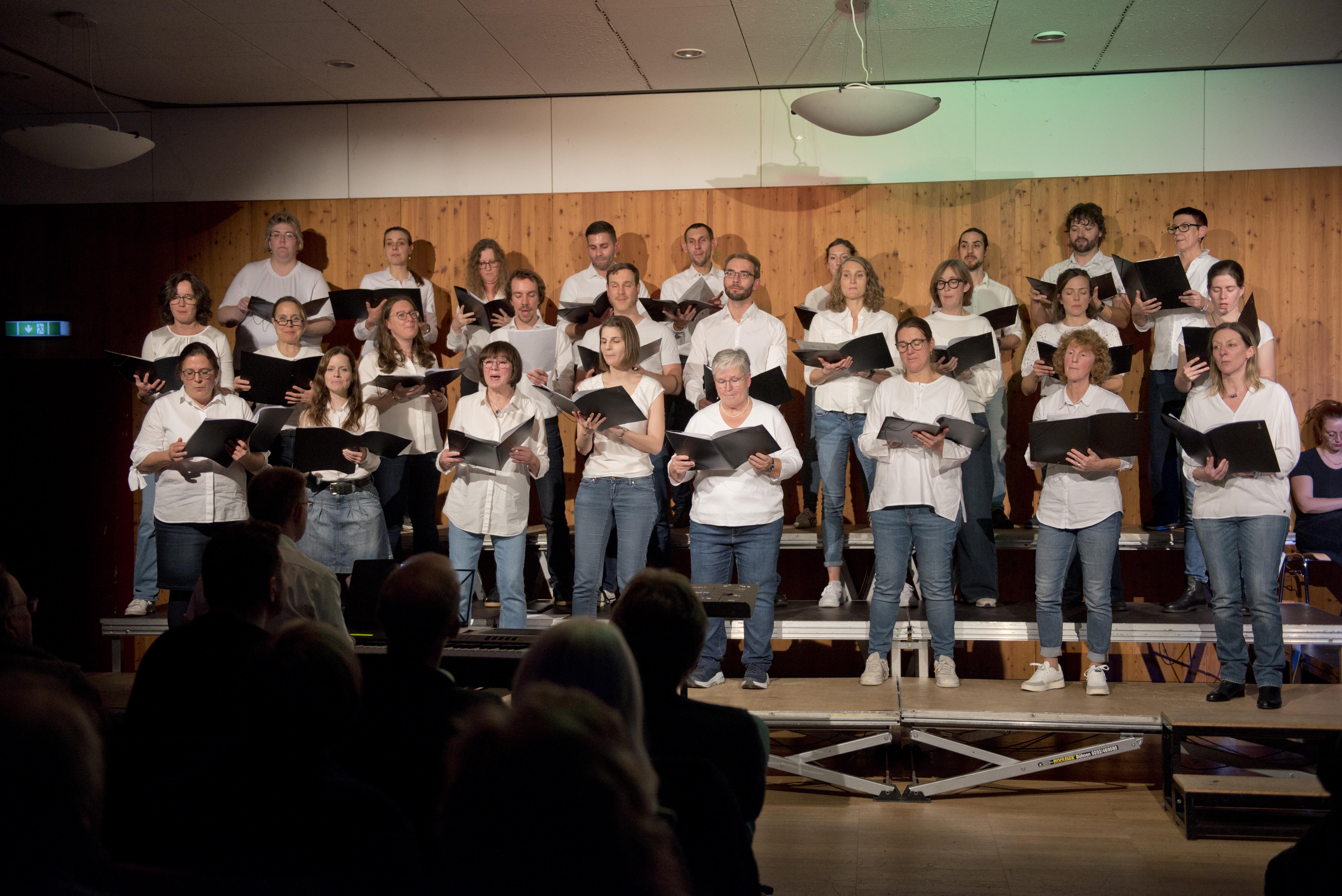 Chor Soundsationell von Vorn fotografiert