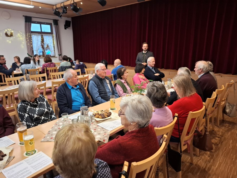 Taufkirchen, Hofkirchen, Seniorenweihnachtsfeier