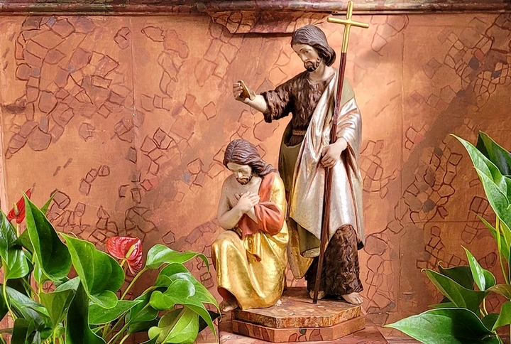 Johannes tauft Jesus