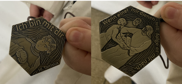 2026-02-01-Ministranten-Plakette