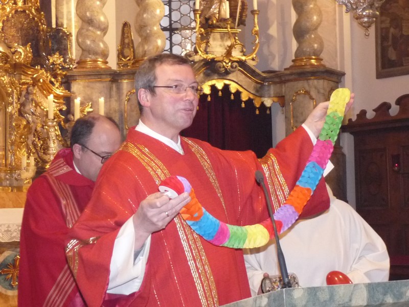 ... über eine Girlande