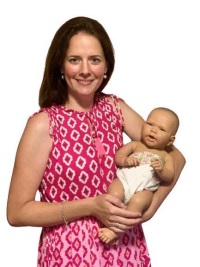 Foto von Judith Rulf mit Puppe