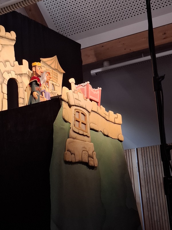 Bühnebild des Klick-Klack-Theater2026