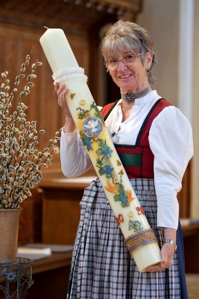 2026_Osterkerze