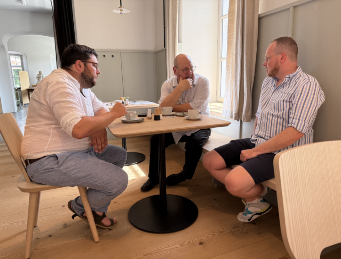 Austausch in der Kaffeepause