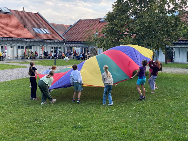 Sommerfest Minis Grillen 2024 AA