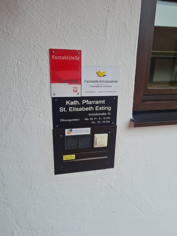 Schild Eingang Schulpastoral