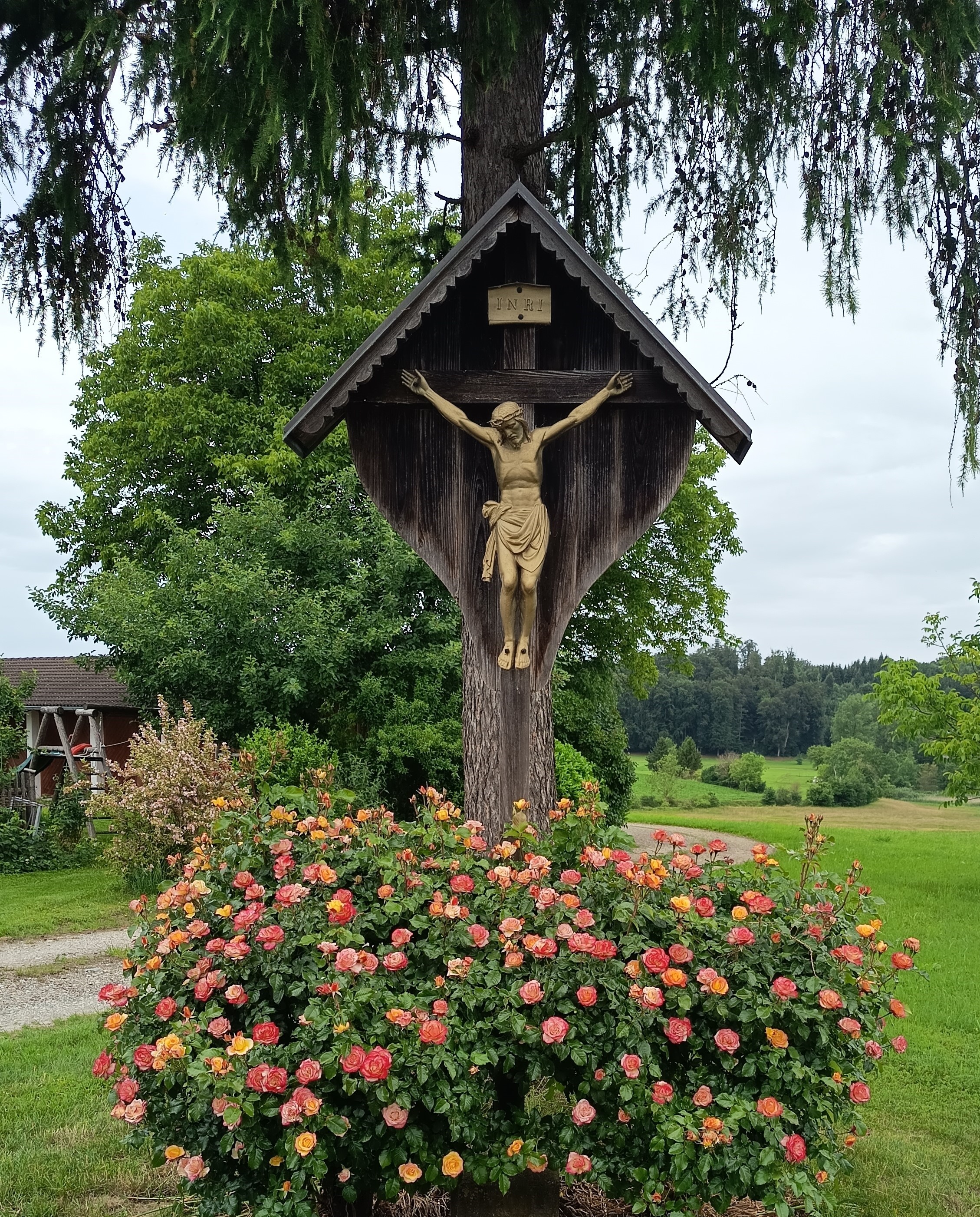 Kreuz neu