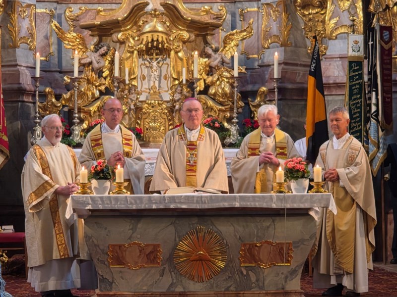 75-jähriges Priesterjubiläum Pfr. Schweiger