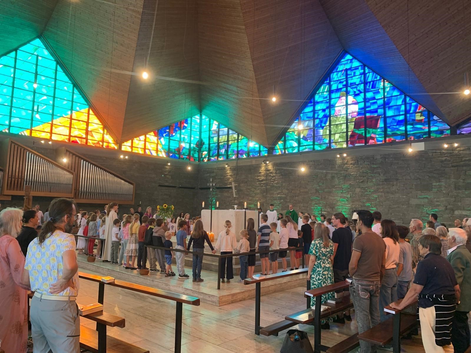 Dankgottesdienst zur Erstkommunion 2026 in der Pfarrkirche St. Hildegard