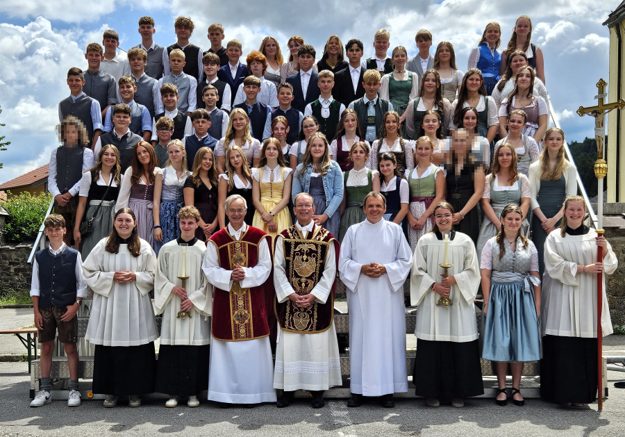 Gruppenfoto verpixelt