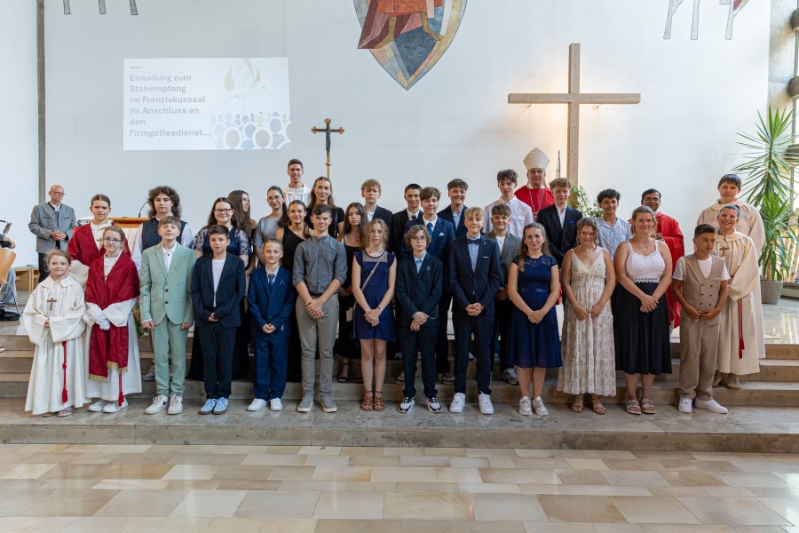Gruppenbild mit Abt Eller