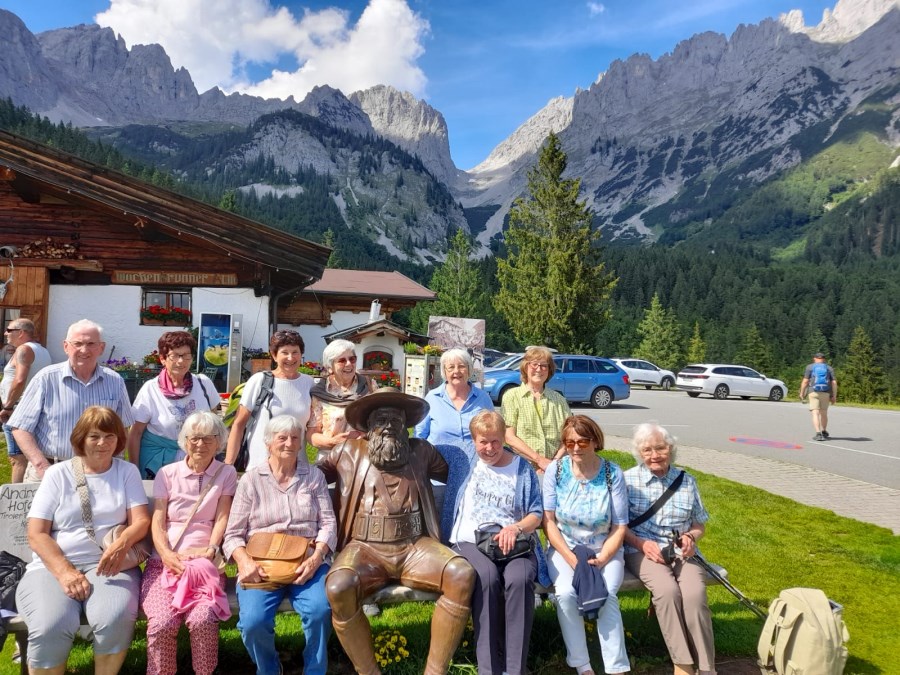 Senioren-Ausflug zur Wochenbrunner Alm