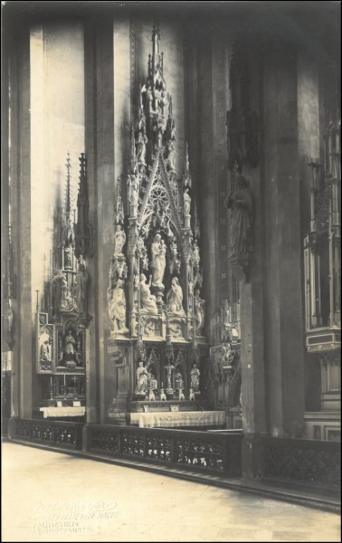 Der ausgeführte Arco-Altar. Foto-Postkarte von Georg Pettendorfer, nach 1900