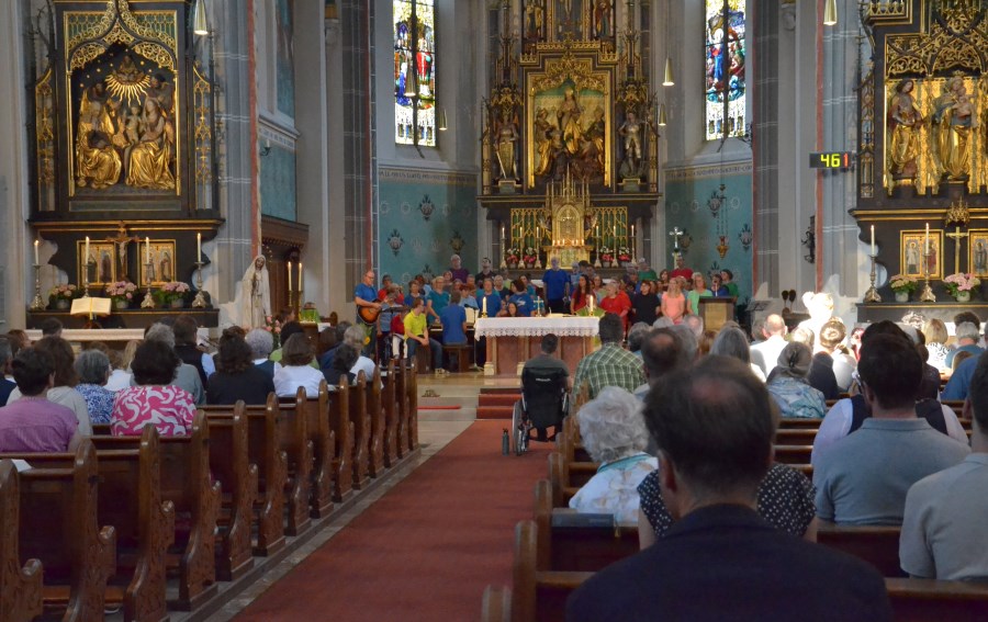 Gottesdienst Uebersee Chor Insieme