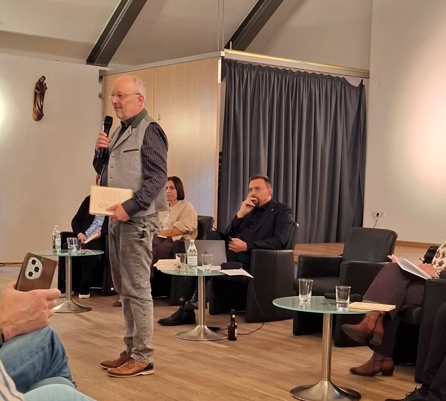Taufkirchen, Buchvorstellung, Paul Krutschek