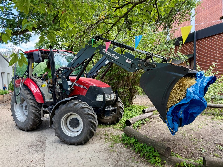 Strohanlieferung