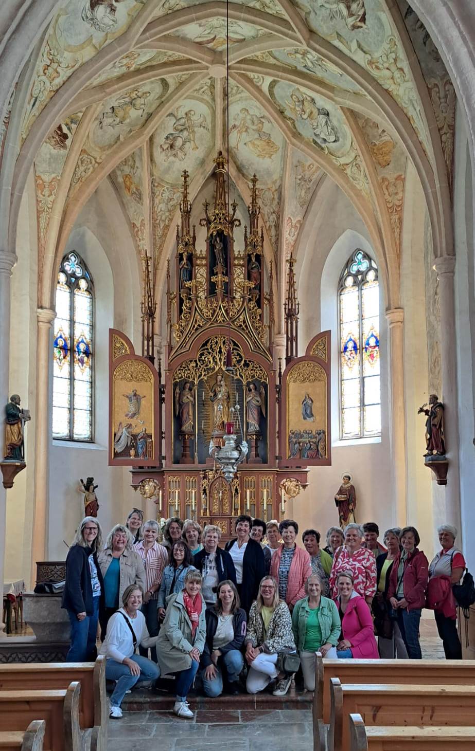 Frauenkreis Kirche Maria Burg