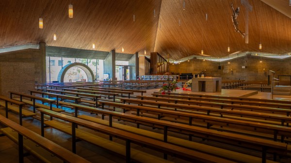 Kirche innen Severin Drohne