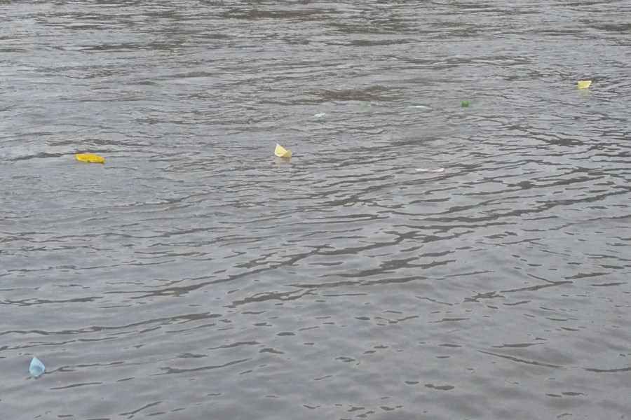 die Schifferl schwammen auf dem Inn hinunter