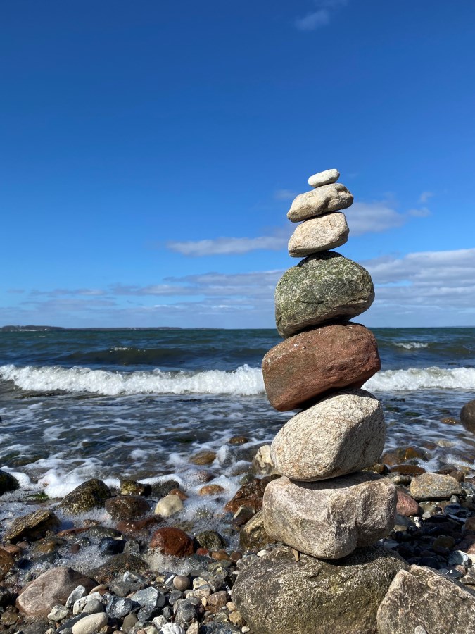 Steinmännchen am Meer