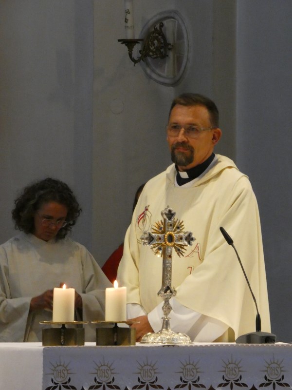 Taufkirchen, Pfarrer Paul Krutschek