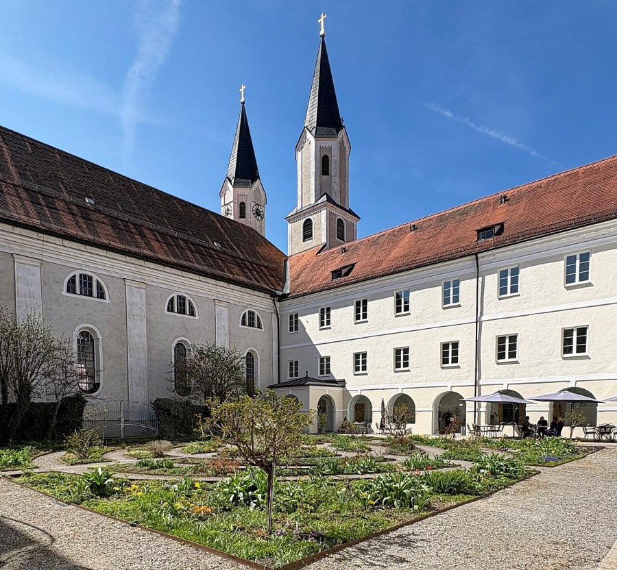 Kloster_und_Klostergärtnerei_Gars